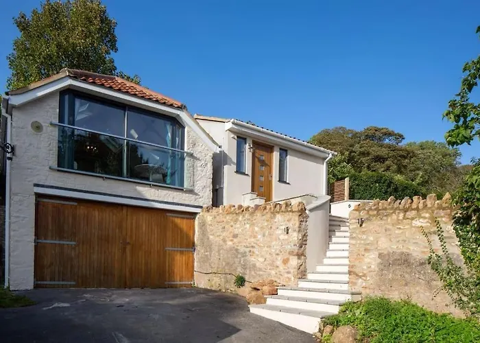 The Tullet, Boutique Hideaway In Somerset