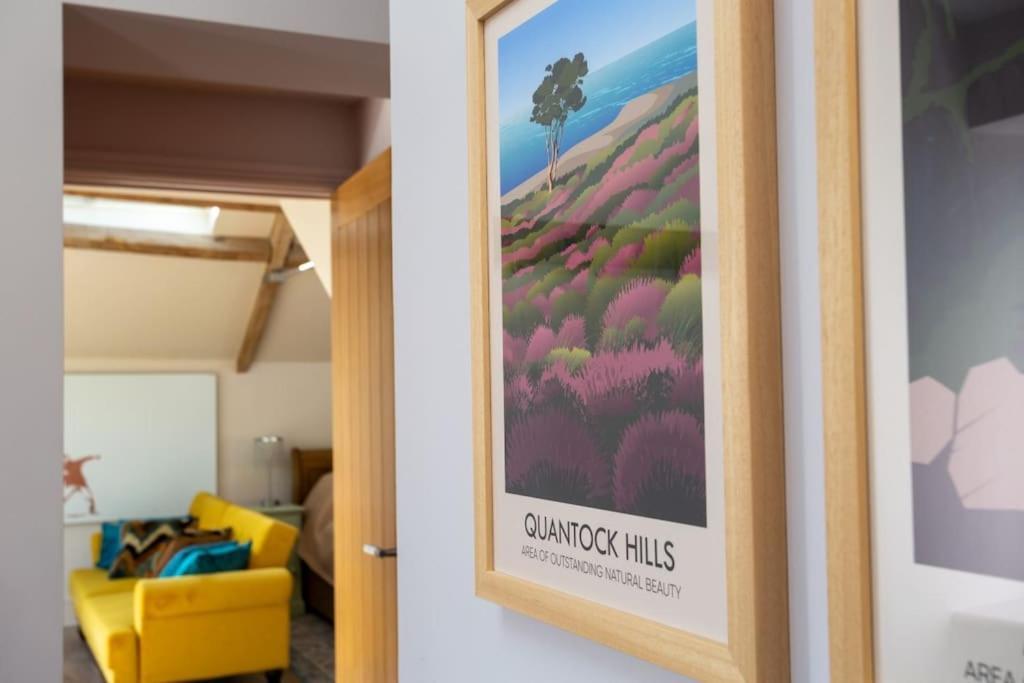 The Tullet, Boutique Hideaway In Somerset Chalé Banwell